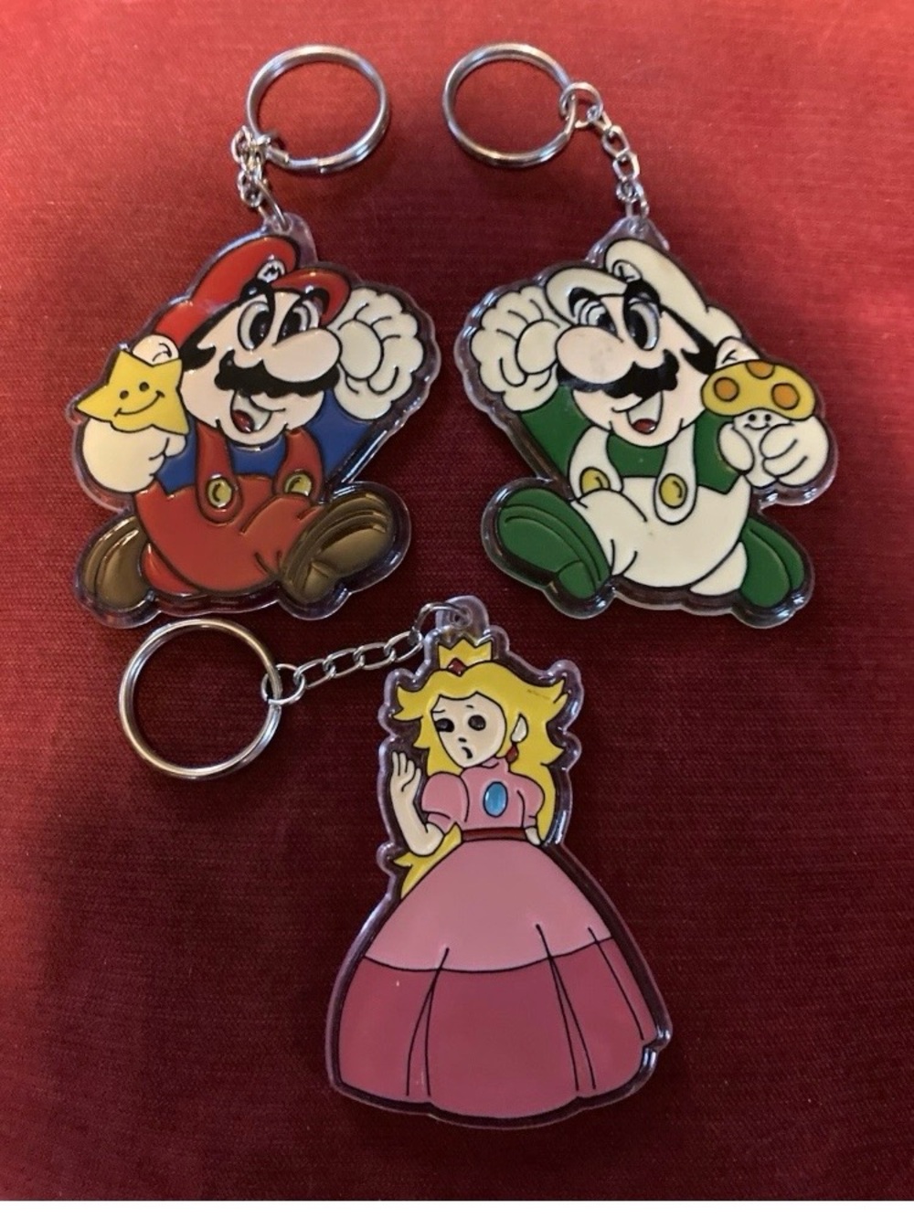 Rare 1988 Nintendo of America Super Mario Bros. Keychain Lot